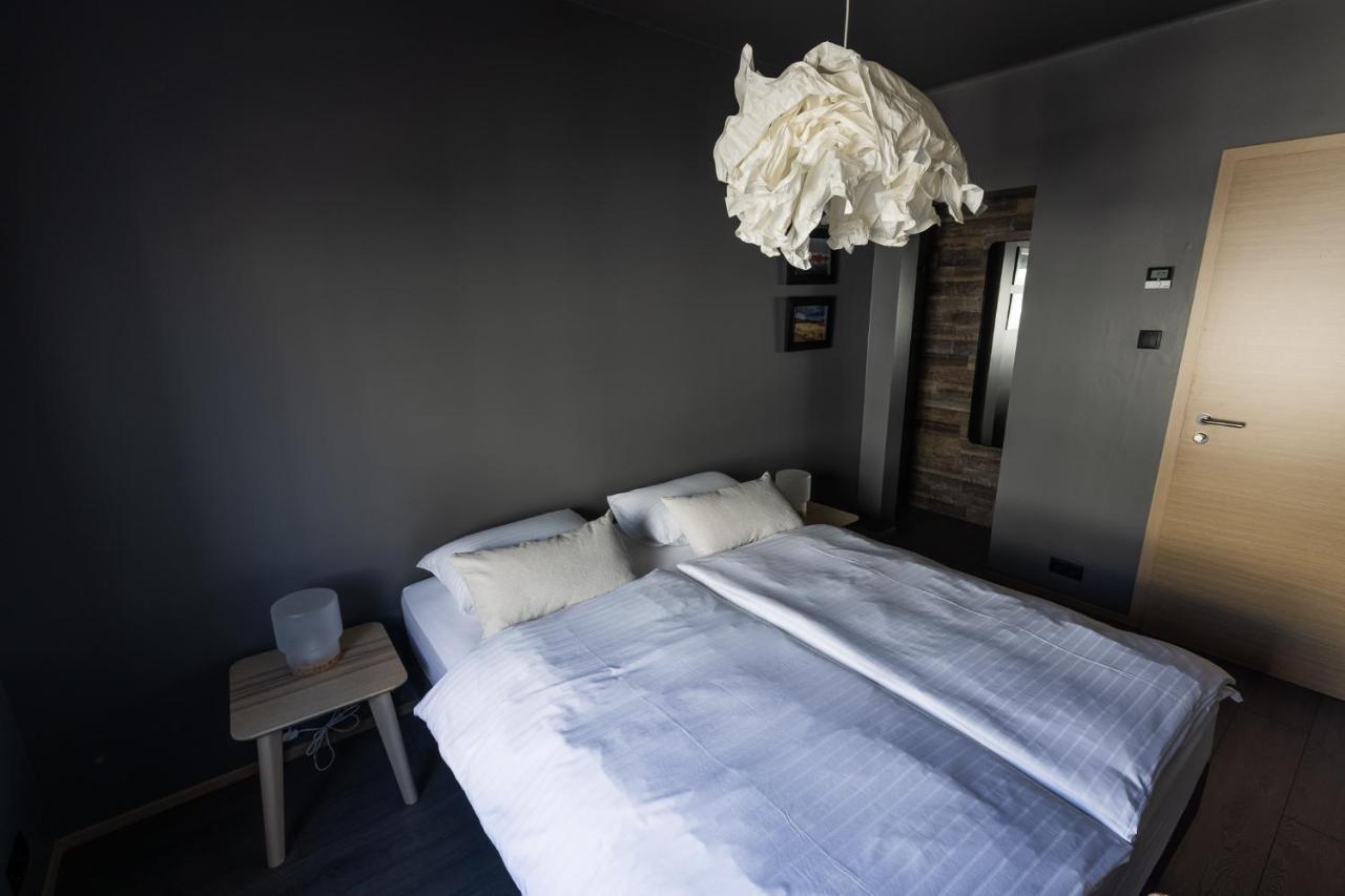 Acco Luxury Apartments Акурейрі Екстер'єр фото